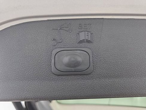Used 2014 Ford Escape Titanium AWD/4WD image 33