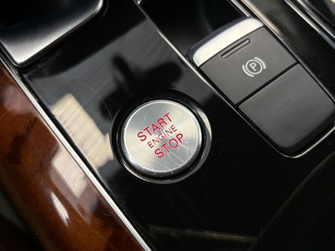 Used 2011 Audi A8 4.2 AWD/4WD image 26