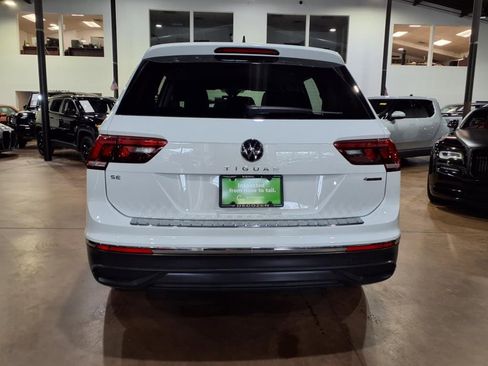 Used 2022 Volkswagen Tiguan SE image 5