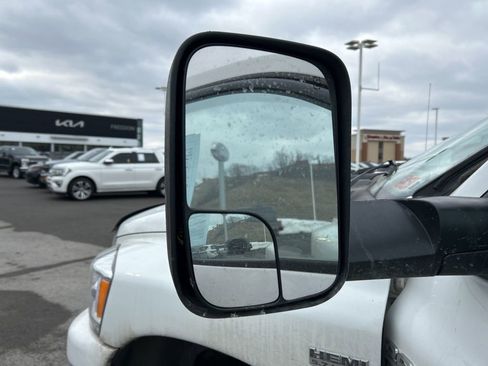 Used 2007 Dodge Ram 3500 Truck SLT image 15