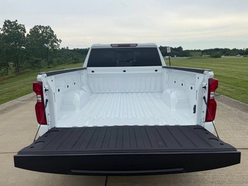 New 2026 Chevrolet Silverado 1500 RST w/ Convenience Package II AWD/4WD image 6