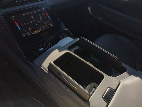 New 2026 INFINITI QX80 Autograph w/ Premium Cargo Package image 16