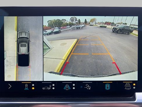 Used 2022 Chevrolet Silverado 1500 High Country image 26