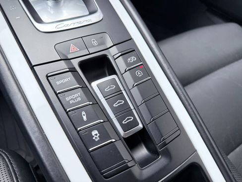Used 2013 Porsche 911 Carrera 4S image 23