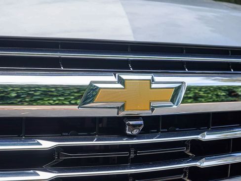 Used 2025 Chevrolet Tahoe LT AWD/4WD image 11