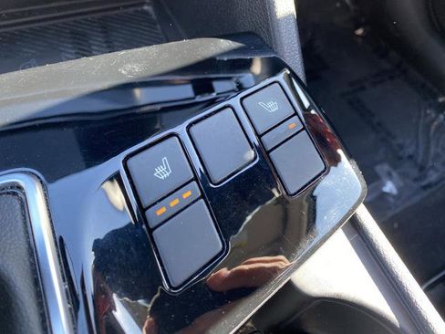 Certified 2024 Kia Sportage EX image 7