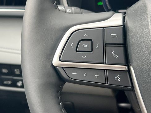 New 2026 Toyota Highlander Platinum image 28