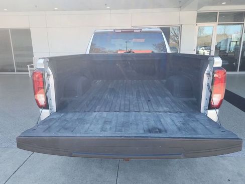 Certified 2020 GMC Sierra 1500 SLE w/ SLE Value Package image 24