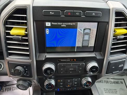 Used 2018 Ford F150 Platinum w/ Technology Package AWD/4WD image 21
