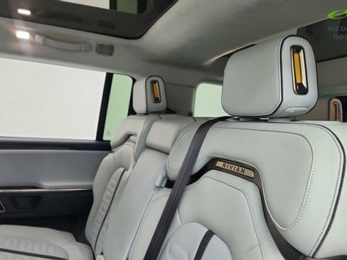 Used 2024 Rivian R1S Adventure AWD/4WD image 34