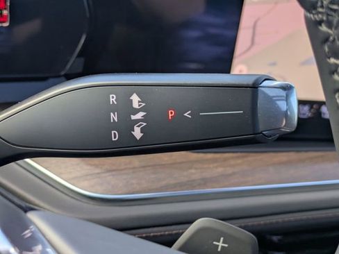 New 2026 Chevrolet Suburban High Country image 22