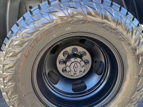 Used 2017 RAM 3500 Tradesman w/ Chrome Appearance Group image 64