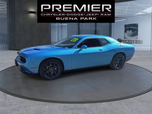 Used 2023 Dodge Challenger SXT w/ Blacktop Package image 4