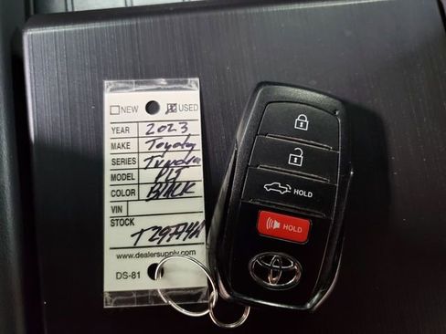 Used 2023 Toyota Tundra Platinum image 34