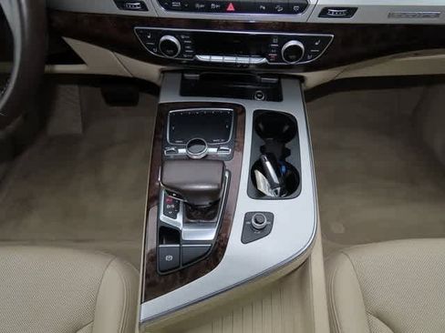 Used 2019 Audi Q7 2.0T Premium Plus w/ Premium Plus Package image 24