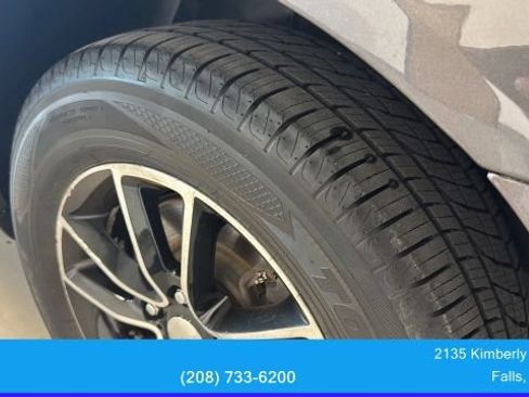 Used 2019 Dodge Grand Caravan GT FWD image 46