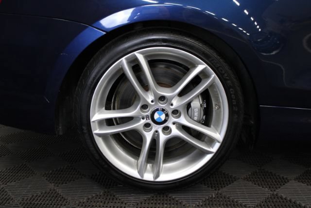 Used 2013 BMW 135i Convertible w/ Premium Pkg RWD image 6
