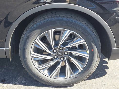 New 2026 Lincoln Aviator Premiere image 10