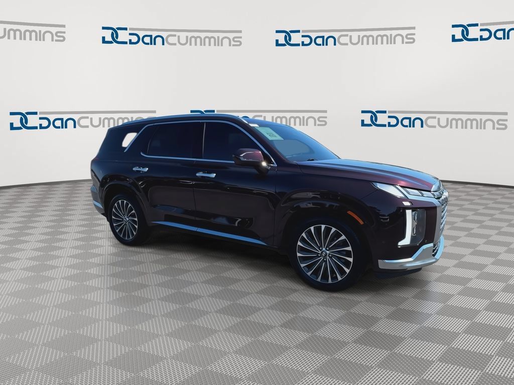 Used 2023 Hyundai Palisade Calligraphy AWD/4WD image 2