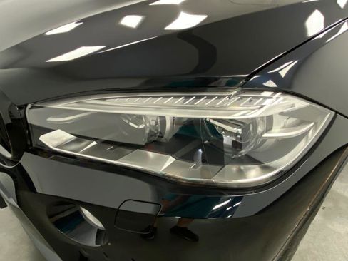 Used 2017 BMW X5 M image 11