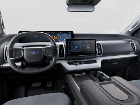 Certified 2025 Ford Expedition Active AWD/4WD image 25