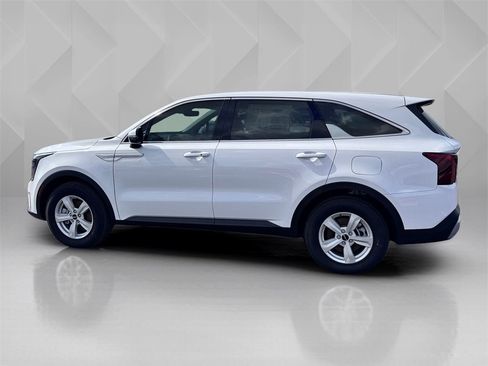 New 2026 Kia Sorento LX image 8