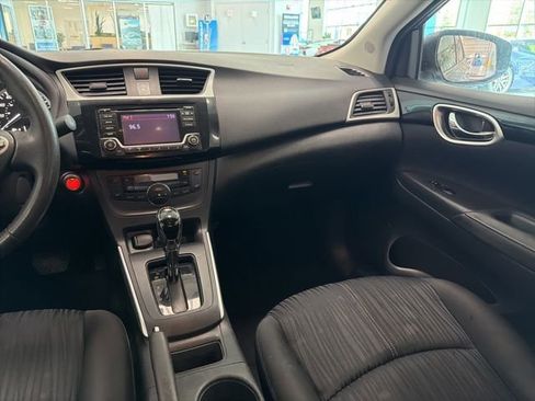 Used 2018 Nissan Sentra SV FWD image 17