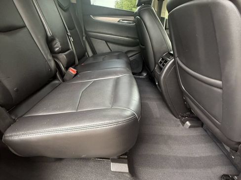 Used 2018 Cadillac XT5 Luxury w/ Driver Awareness Package AWD/4WD image 42