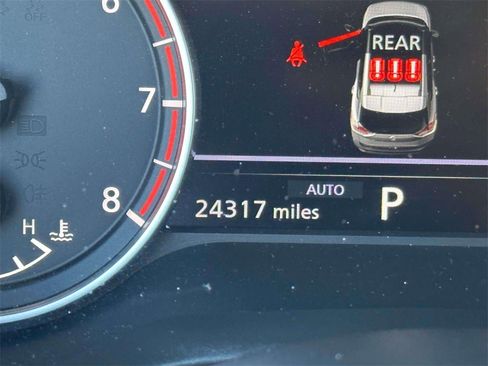 Certified 2023 Nissan Rogue SV image 26