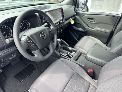 New 2026 Nissan Frontier SV w/ SV Convenience Package RWD image 11