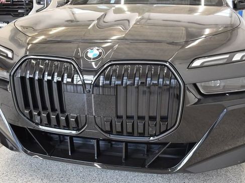 New 2026 BMW 760i xDrive image 13