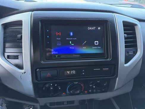 Used 2012 Toyota Tacoma PreRunner w/ TRD Sport Pkg image 19