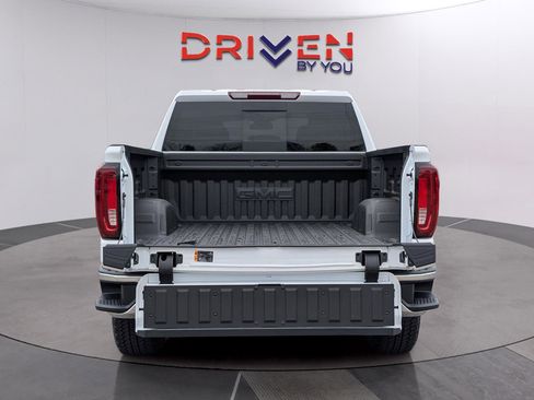 New 2026 GMC Sierra 1500 SLT w/ SLT Premium Plus Package AWD/4WD image 5