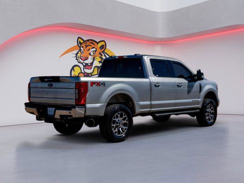 Used 2020 Ford F250 Lariat w/ Lariat Value Package image 5