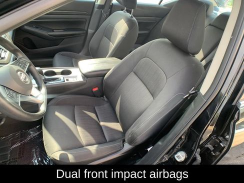 Used 2025 Nissan Altima 2.5 SV AWD/4WD image 14