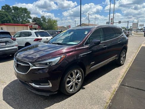 Used 2020 Buick Enclave Avenir w/ Avenir Technology Package FWD image 3