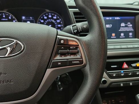 Used 2018 Hyundai Elantra SEL image 19