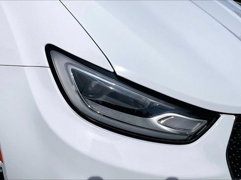 Used 2023 Chrysler Pacifica Limited FWD image 33