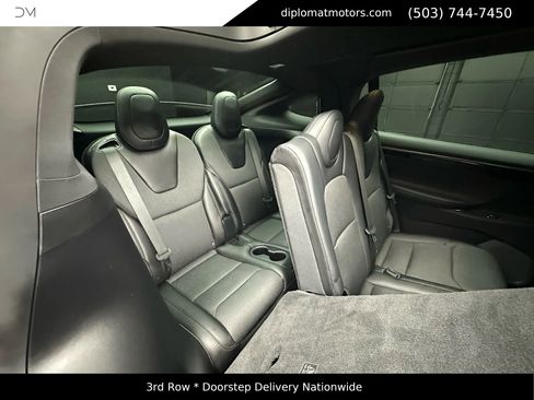 Used 2018 Tesla Model X 75D image 22