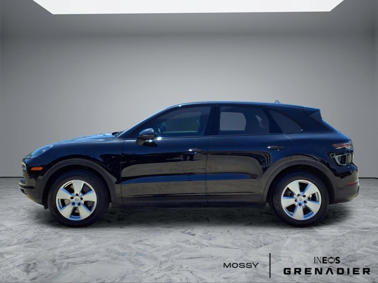 Used 2021 Porsche Cayenne AWD/4WD image 5