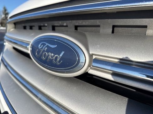 Used 2019 Ford Escape SEL image 27