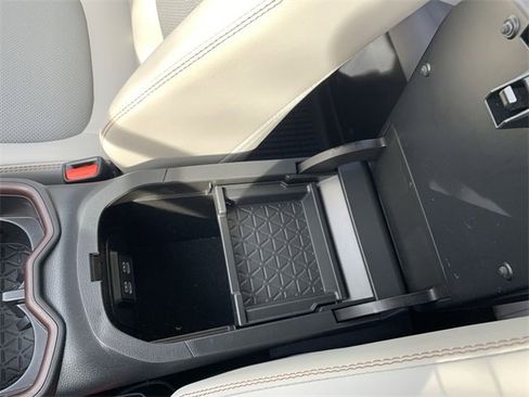 Used 2024 Toyota RAV4 Limited image 26