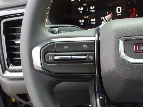 New 2026 GMC Canyon AT4 image 17