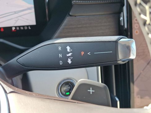 Used 2024 GMC Acadia Denali image 24