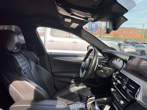 Used 2019 BMW M5 w/ Executive Package image 15