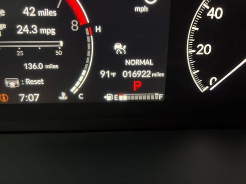 Used 2025 Honda Ridgeline RTL image 16