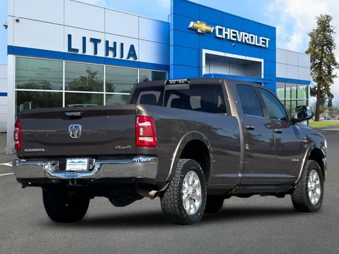 Used 2020 RAM 2500 Laramie AWD/4WD image 2