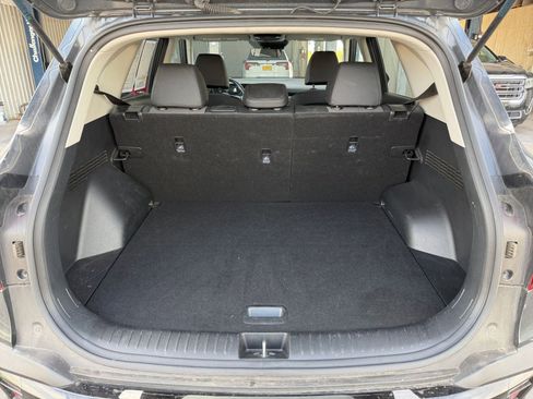 Used 2025 Kia Seltos S FWD image 32
