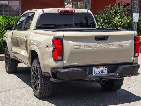 Used 2024 Chevrolet Colorado Z71 w/ Z71 Convenience Package 2 AWD/4WD image 6
