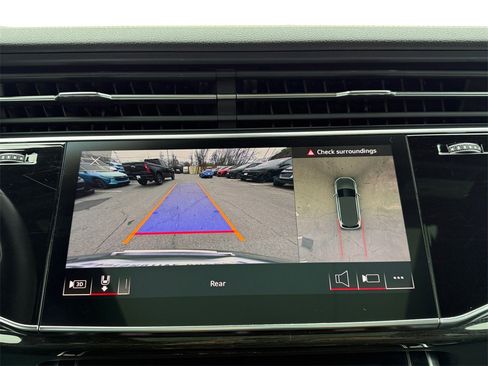 Used 2023 Audi Q7 2.0T Premium w/ Convenience Package image 15